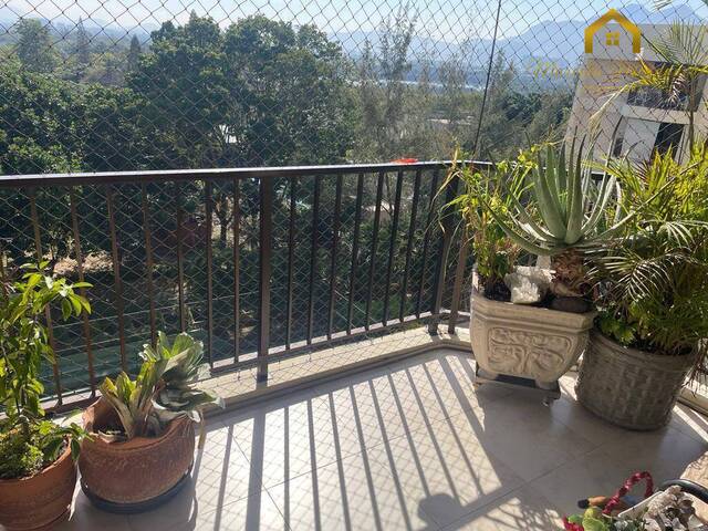 #34 - Apartamento para Venda em Rio de Janeiro - RJ